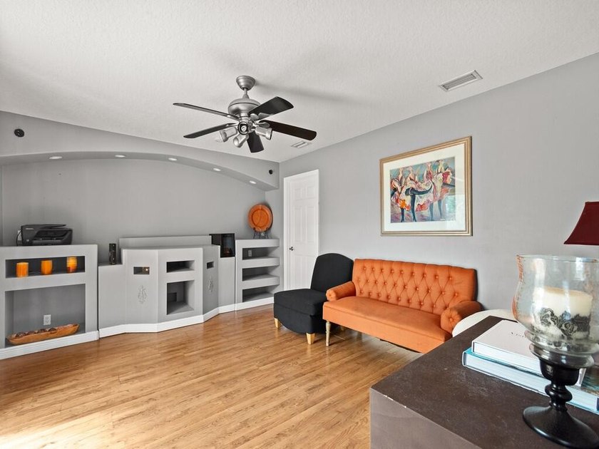 This spacious 4-bedroom, 3-bath home has been thoughtfully - photo 13