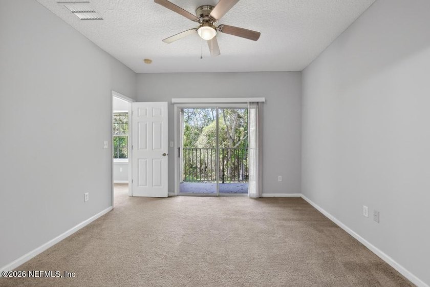 Freshly cleaned. 3 bedroom, 2 bath unit with entrance on the - photo 22