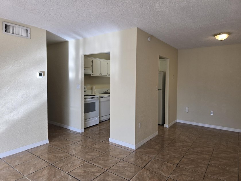 Ideally situated just minutes from downtown West Palm Beach - photo 6