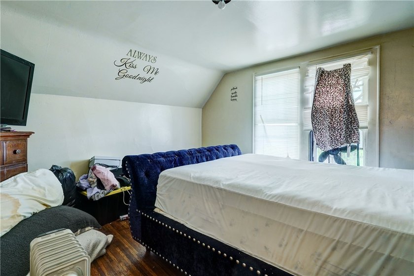 Opportunity awaits! This charming single family residence has - photo 12