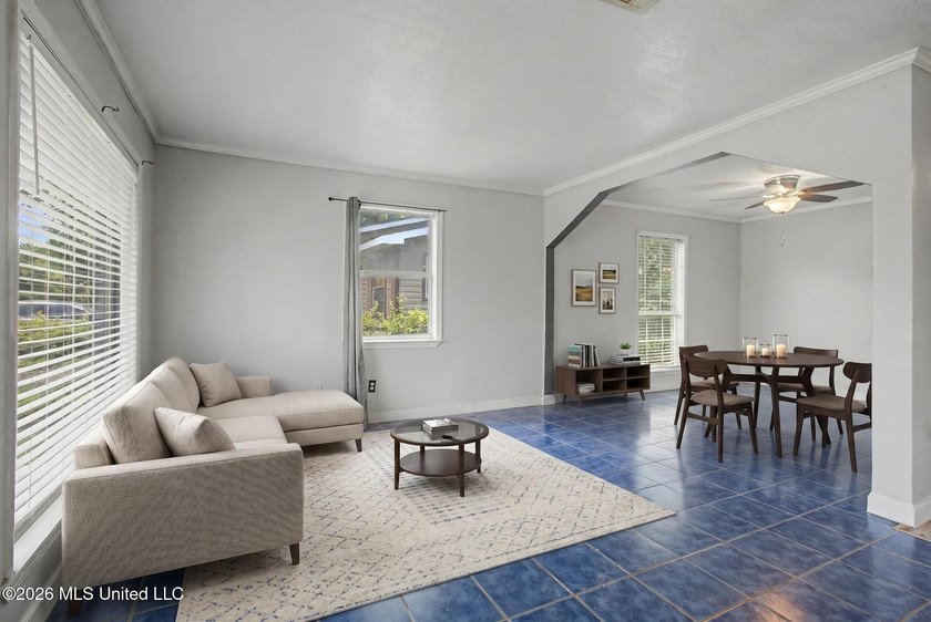 Located in a highly convenient area, this 4 bedroom, 2 bath - photo 7