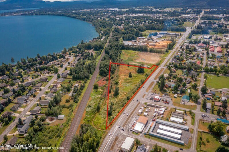 With the recent growth boom in the Sandpoint area, there are - photo 9