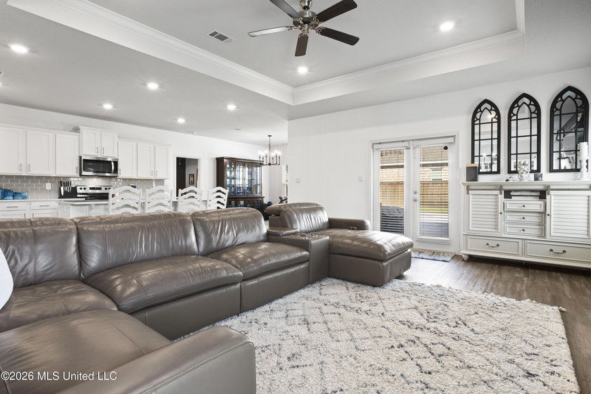 Welcome to your dream home in Windmill Ridge! Situated on a - photo 9
