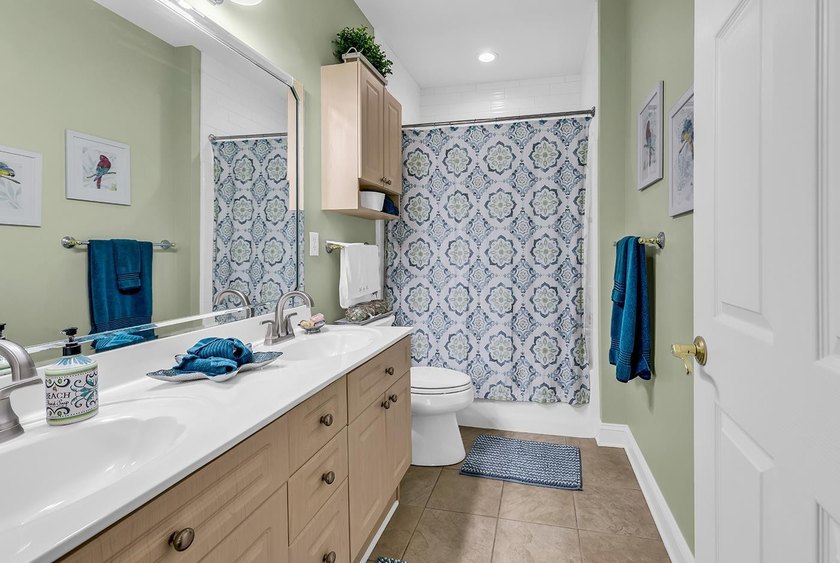 Welcome to your perfect place at the beach! This beautiful 2 - photo 15