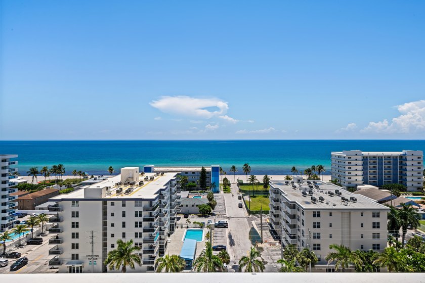 Wake up to breathtaking sunrises and unobstructed ocean views - photo 29