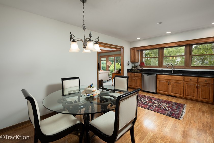 Welcome to this beautifully maintained end-unit townhome that - photo 8