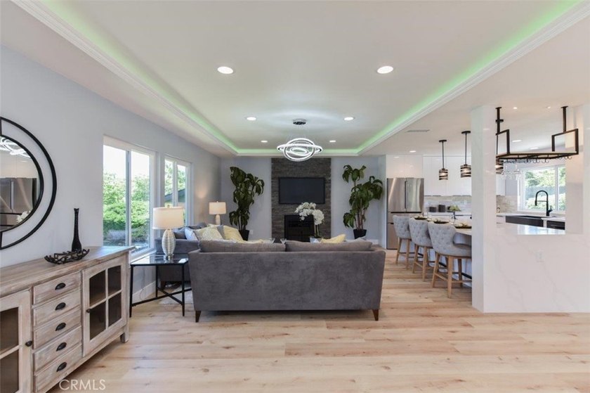 Nestled in the scenic hills of Rancho Palos Verdes, this - photo 4