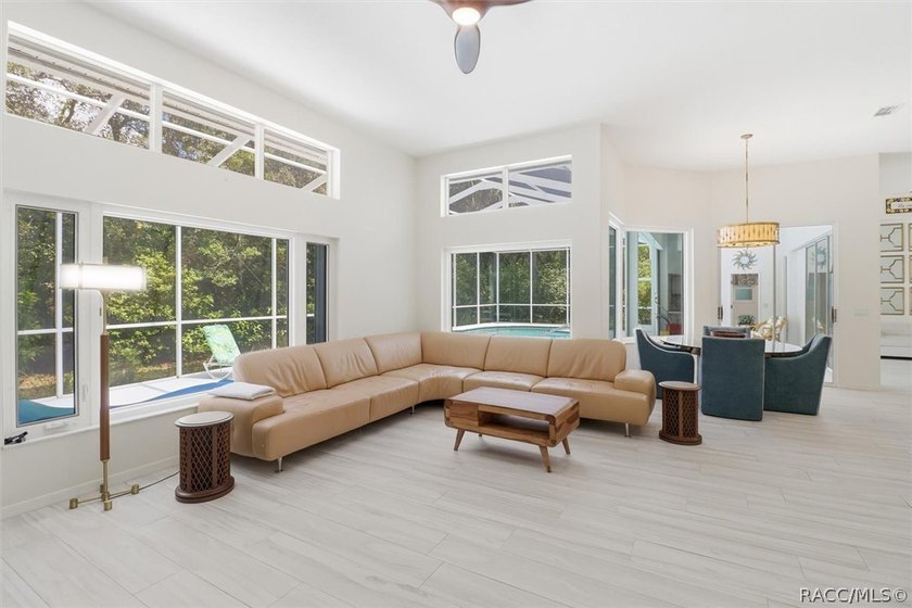 *$10,000 buyer's credit at closing with acceptable offer* - photo 17