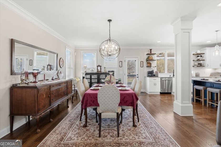 Experience the perfect harmony of grandeur and grace in this - photo 18