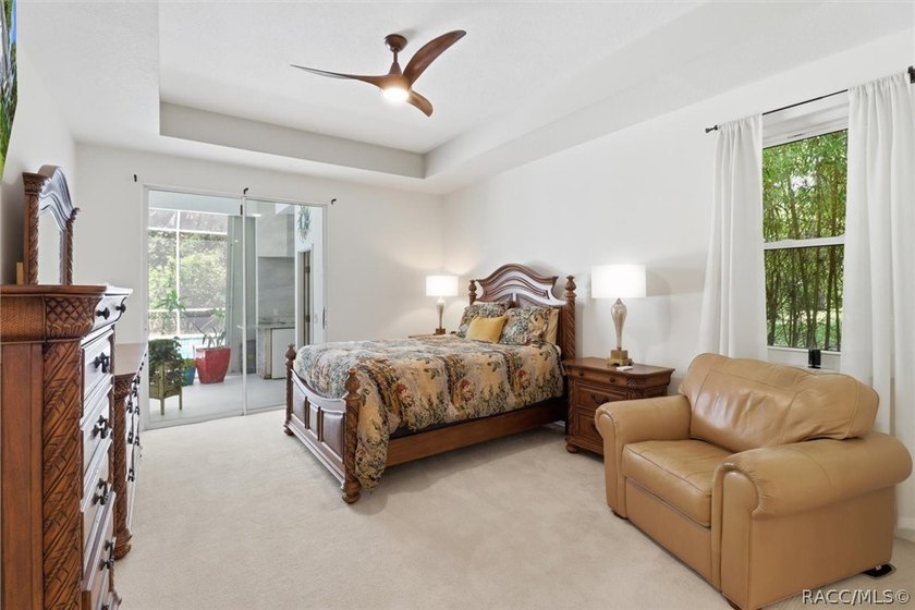 *$10,000 buyer's credit at closing with acceptable offer* - photo 18