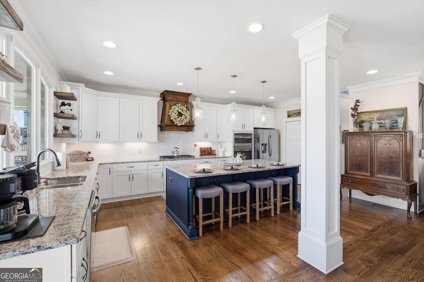 Experience the perfect harmony of grandeur and grace in this - photo 21