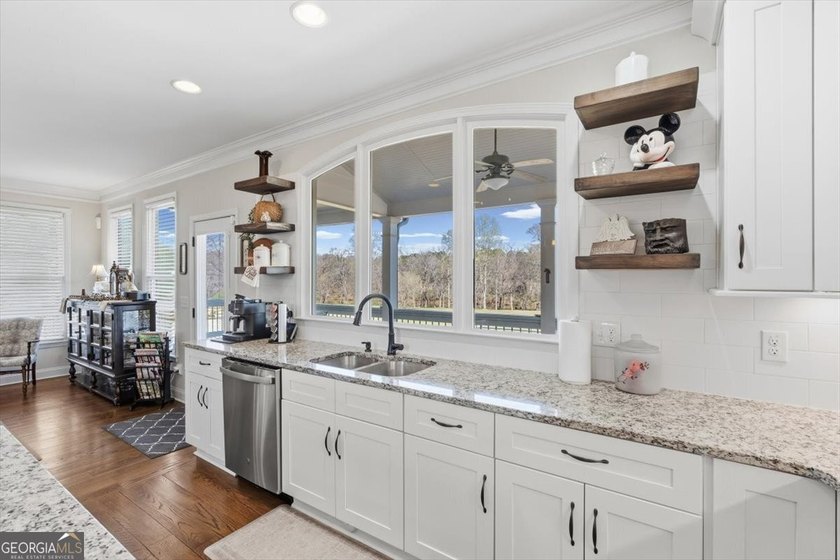 Experience the perfect harmony of grandeur and grace in this - photo 27