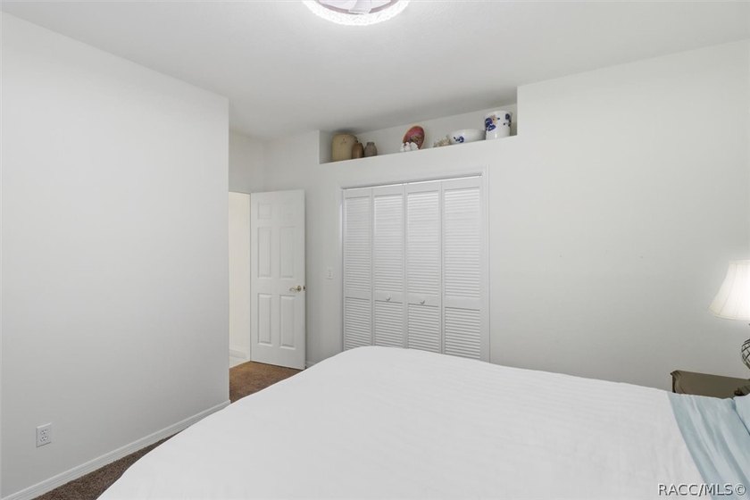 *$10,000 buyer's credit at closing with acceptable offer* - photo 30