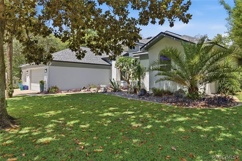 *$10,000 buyer's credit at closing with acceptable offer* - photo 38