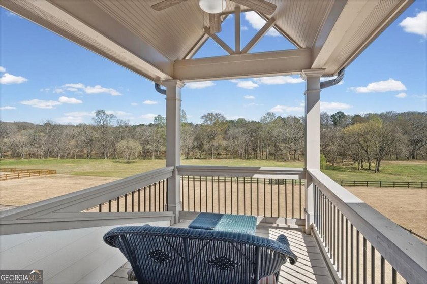 Experience the perfect harmony of grandeur and grace in this - photo 50