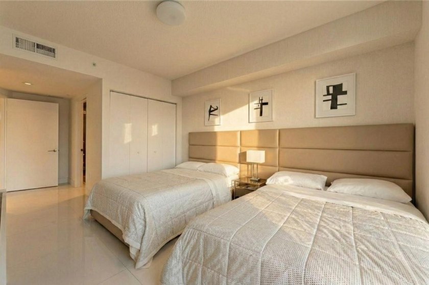 Experience the pinnacle of coastal luxury in this fully - photo 11