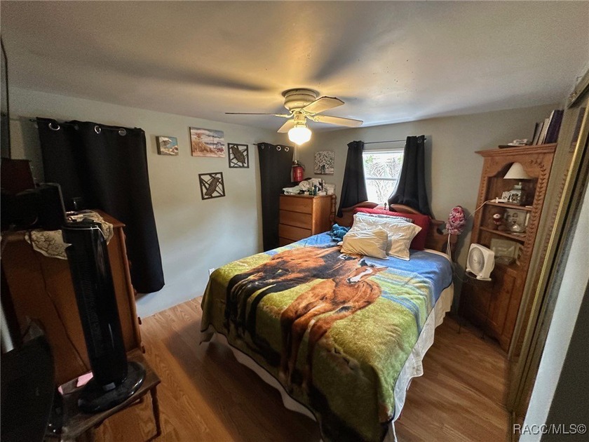 Well-cared-for and affordably priced, this charming mobile home - photo 7
