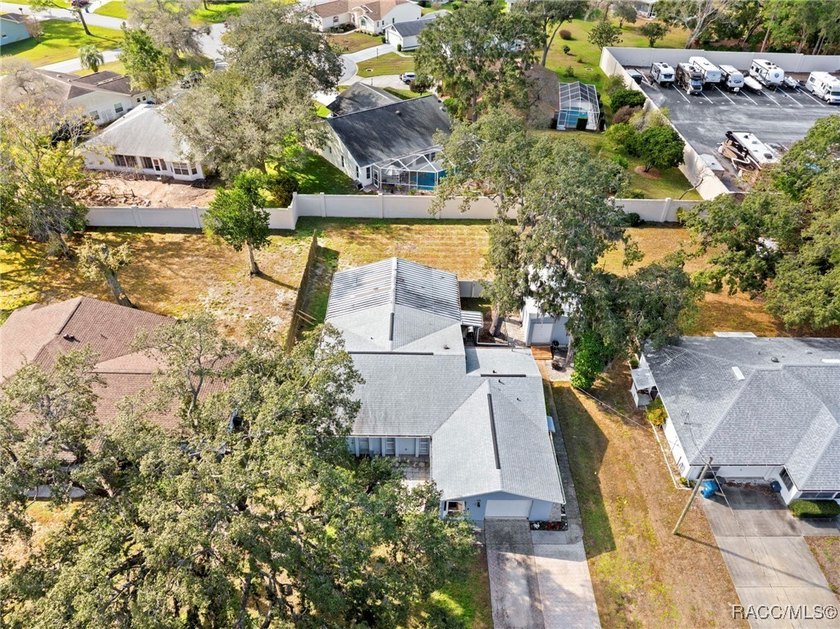MAJOR PRICE REDUCTION!Move-In Ready 3-Bedroom Pool Home with - photo 3