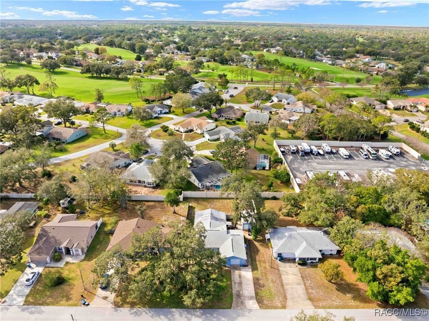 MAJOR PRICE REDUCTION!Move-In Ready 3-Bedroom Pool Home with - photo 6