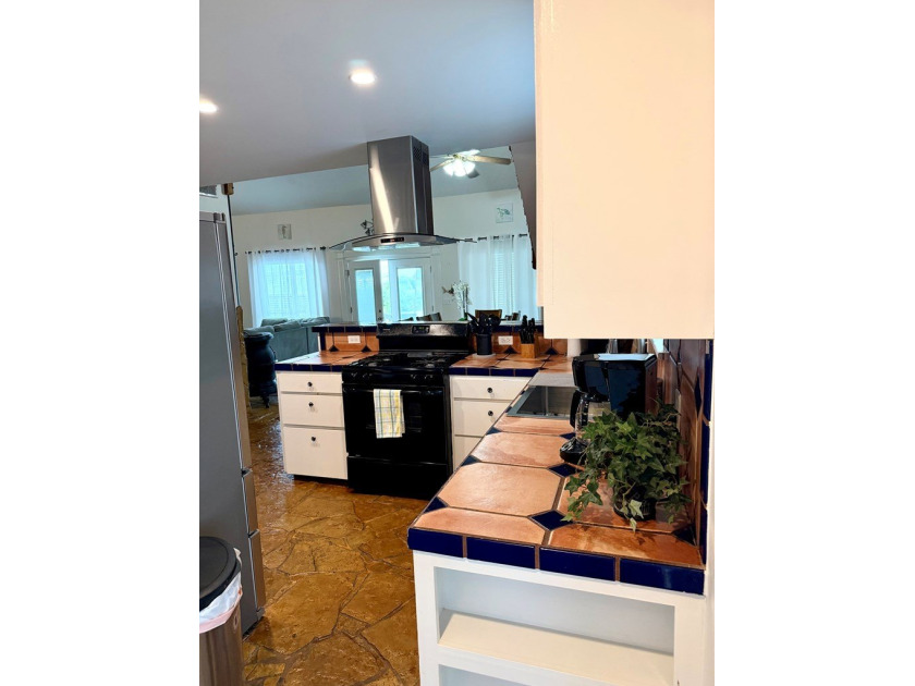 Welcome to your coastal escape in the heart of Rockport! This - photo 19