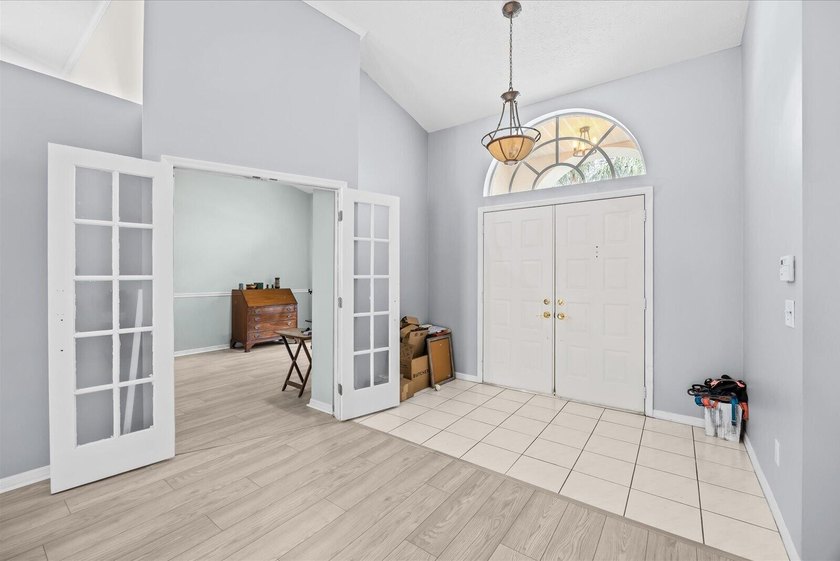 Desirable Southbend CBS 3/2/2 Pool/Spa Home On CORNER Lot. 5 - photo 4