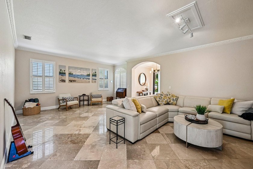 Resort style living starts here. Tucked inside a desirable - photo 8