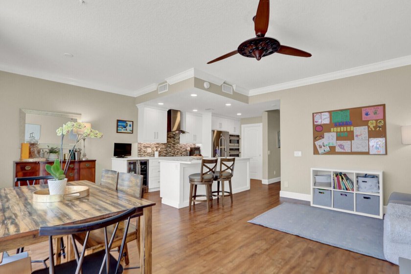 Impeccable 3 BR / 2.5 BA / 2 car garage duplex townhome - photo 15
