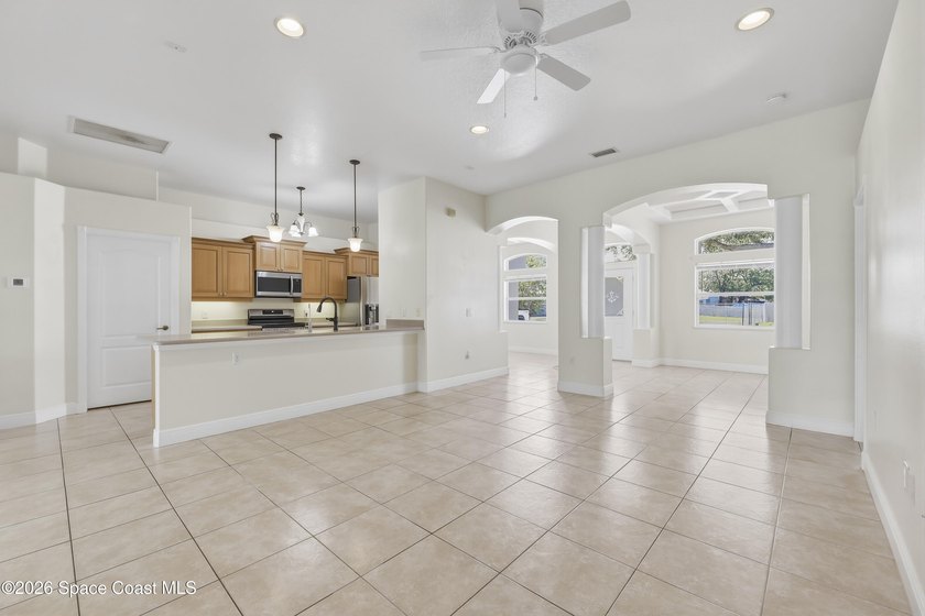 Beautifully maintained 4-bedroom, 2-bath home offering comfort - photo 21