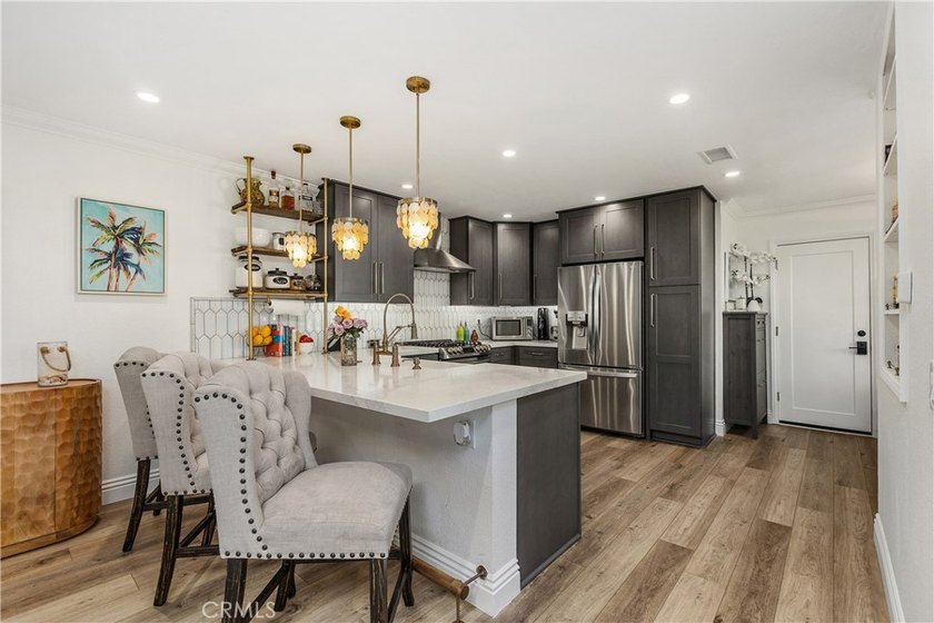 Discover this rare turnkey 3-bedroom, 3-bath townhome in the - photo 5