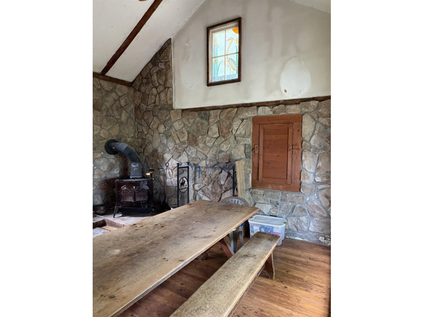 Discover your lakeside retreat on the shores of Lake Champlain - photo 18