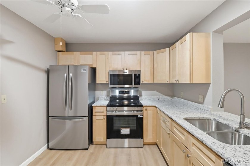 Completely Remodeled Townhouse in Sugarmill Woods. Welcome to - photo 3