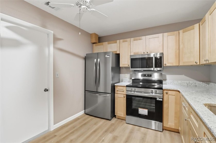 Completely Remodeled Townhouse in Sugarmill Woods. Welcome to - photo 4