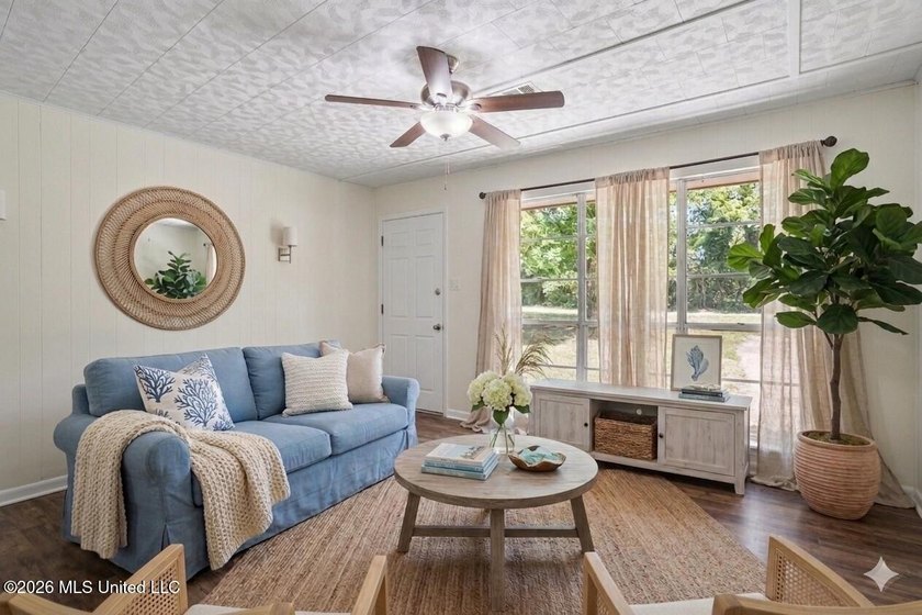 Discover the perfect blend of comfort, convenience, and coastal - photo 4