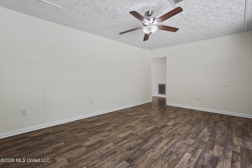 Discover the perfect blend of comfort, convenience, and coastal - photo 7