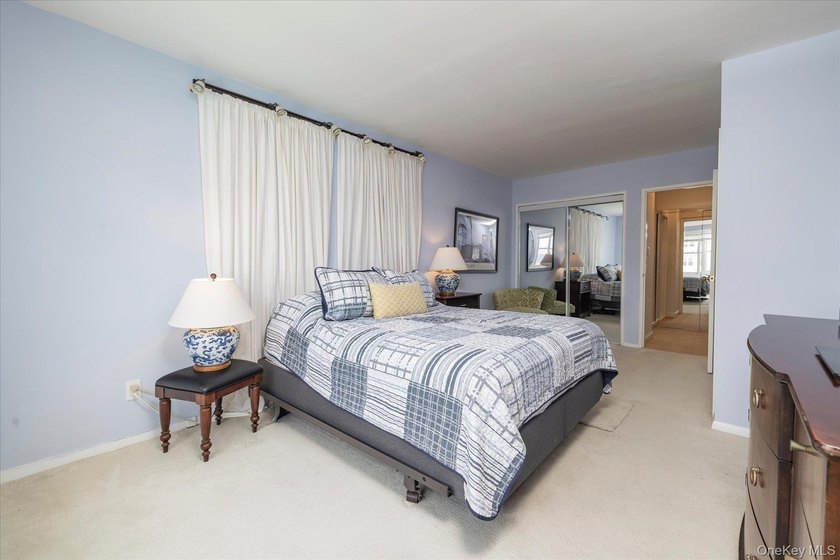 Spectacular Oceanfront 5th Floor Spacious South facing Junior 4 - photo 12