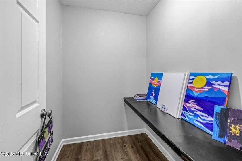Come check it out! USDA LOAN ELIGIBLE! No City Taxes that makes - photo 10