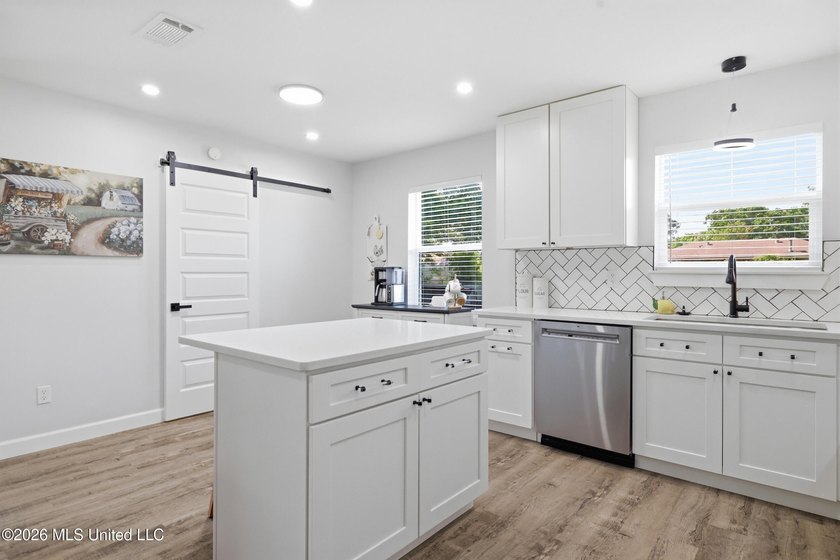 BACK ON THE MARKET AT NO FAULT TO SELLER! Move right into this - photo 13