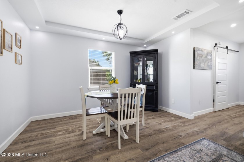 BACK ON THE MARKET AT NO FAULT TO SELLER! Move right into this - photo 16