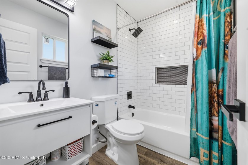 BACK ON THE MARKET AT NO FAULT TO SELLER! Move right into this - photo 23