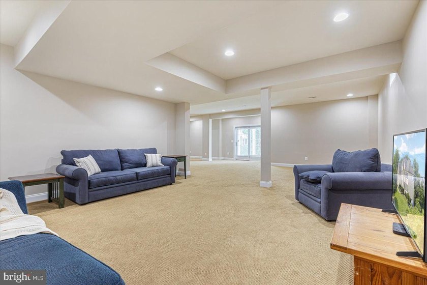 **OPEN SAT 7/18 2-4PM &amp; SUN 7/19 2-4PM** Welcome to luxury - photo 43