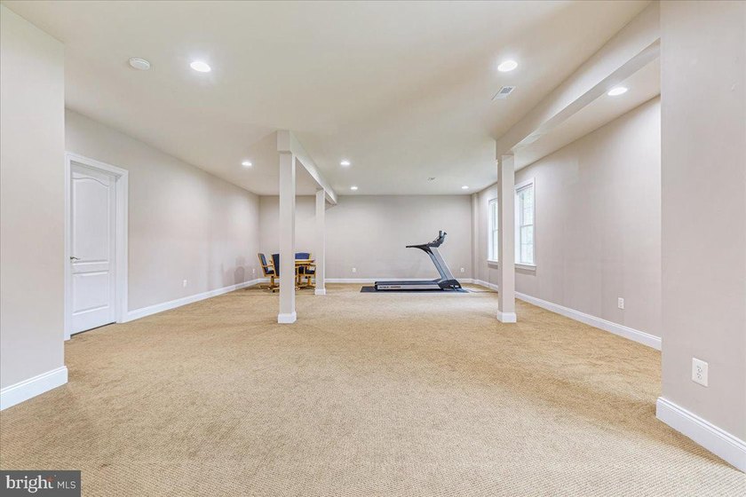 **OPEN SAT 7/18 2-4PM &amp; SUN 7/19 2-4PM** Welcome to luxury - photo 44