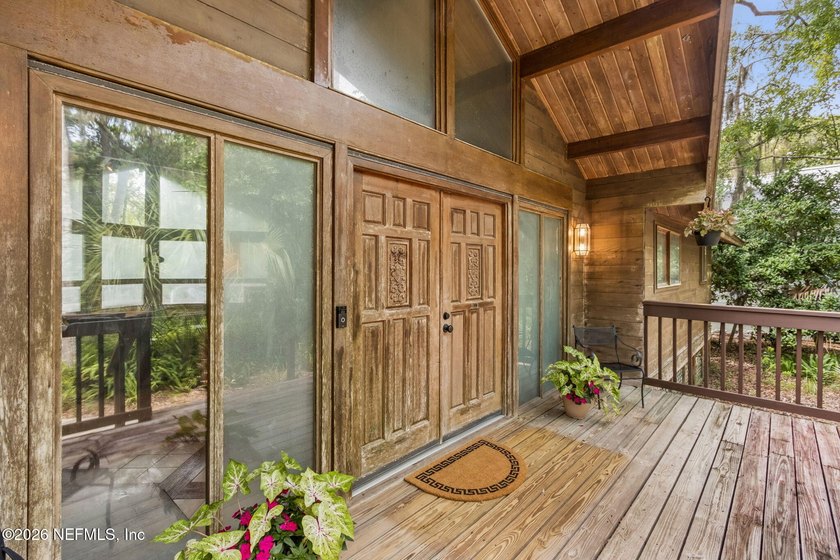 Old Florida at its finest! This home is located on a highly - photo 5