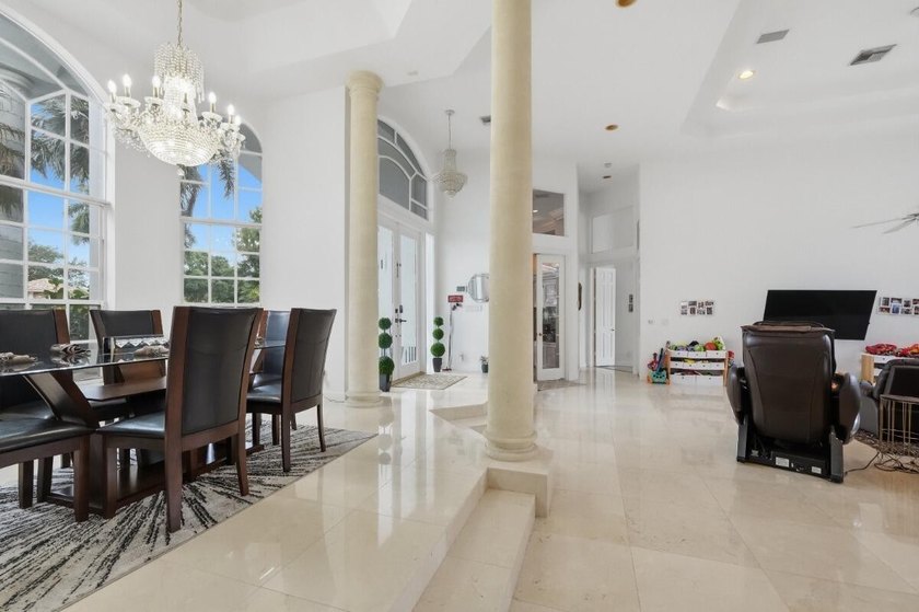 Discover comfortable living in this spacious five-bedroom, 4 - photo 10