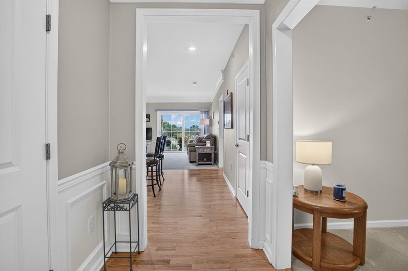Enjoy carefree living in this desirable 62+ community! This - photo 4