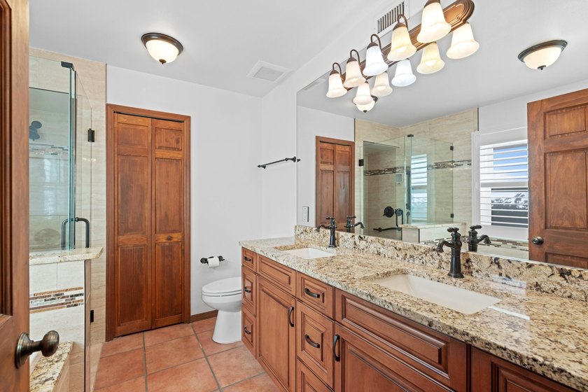 LOWEST PRICED HOME IN WOODS WALK, lovingly maintained by its - photo 19