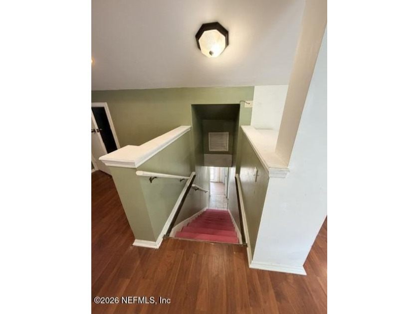 Absolute MUST SEE and extremely unique 3 bedroom 3.5 bath - photo 22