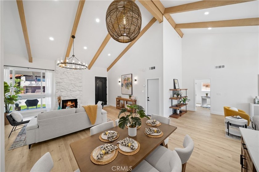 Beautiful single-story home that is ready for new families. LOW - photo 5