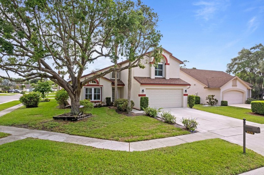 LOWEST PRICED HOME IN WOODS WALK, lovingly maintained by its - photo 43