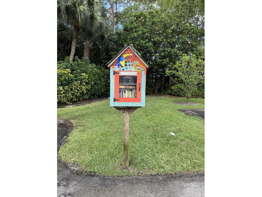 LOWEST PRICED HOME IN WOODS WALK, lovingly maintained by its - photo 49