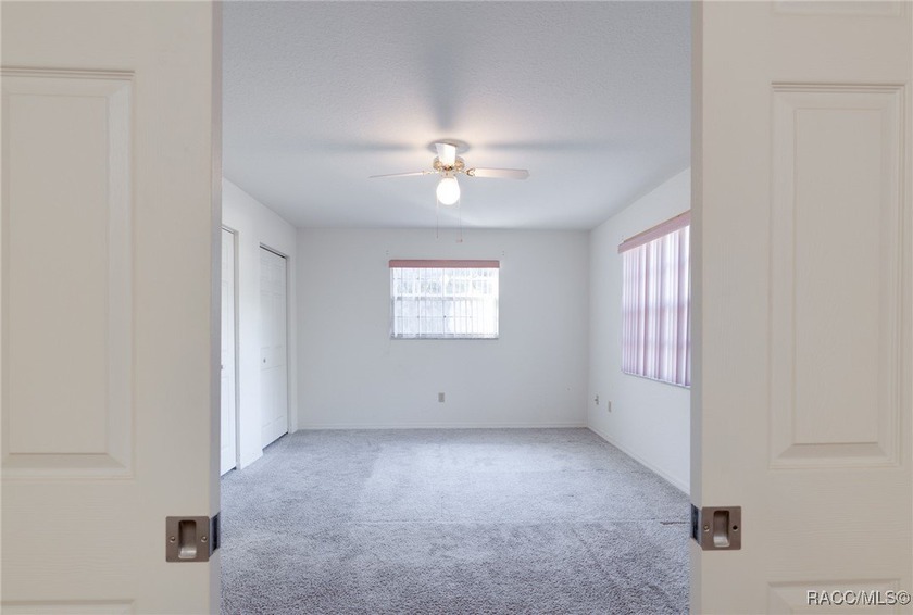 Looking for a great family home very near the river and fishing - photo 4
